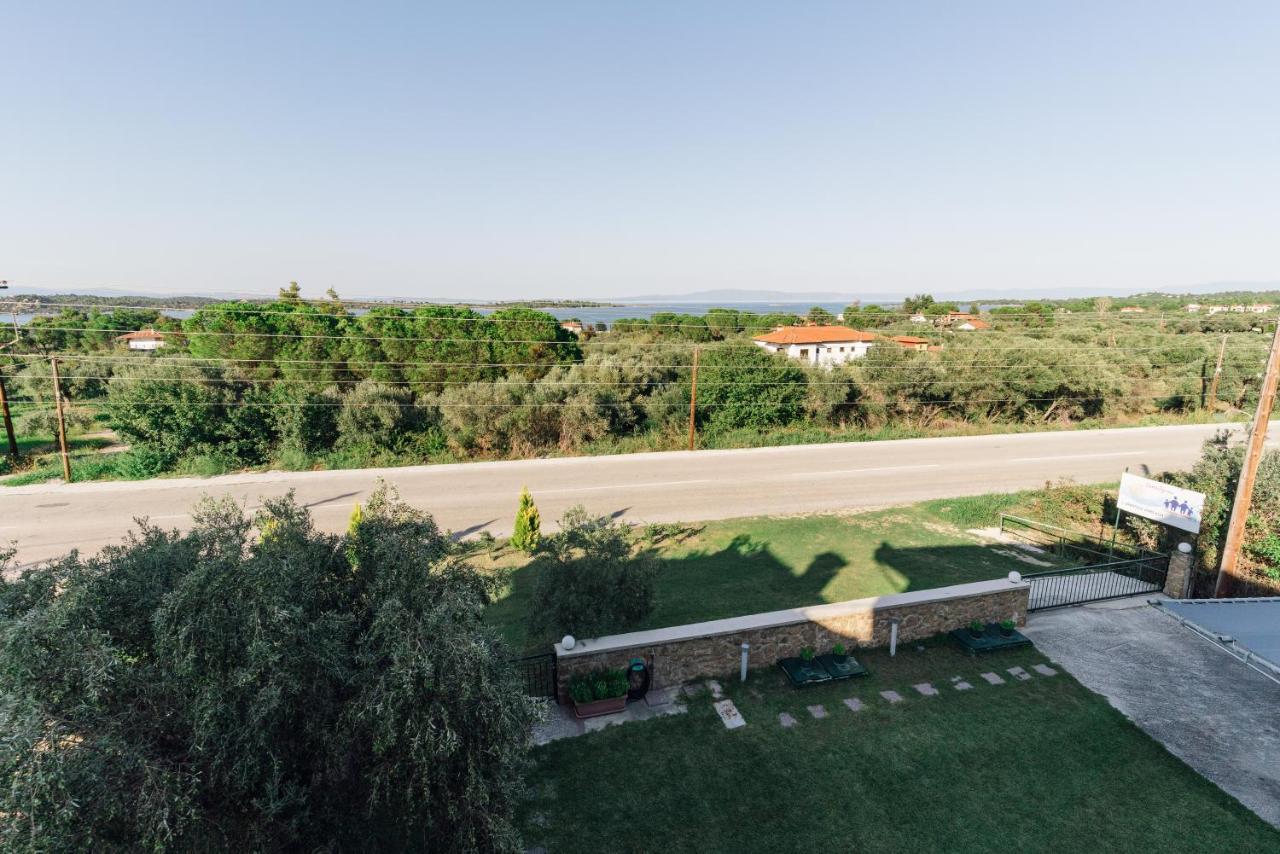 Family Villas Vourvourou Exterior photo