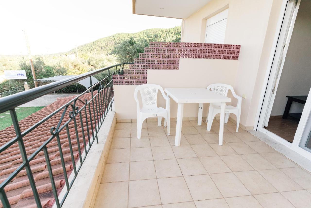 Family Villas Vourvourou Exterior photo